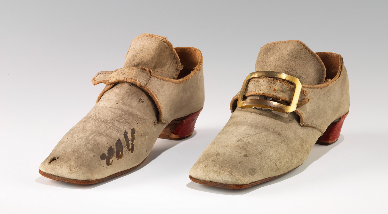 Мужские туфли 18 века