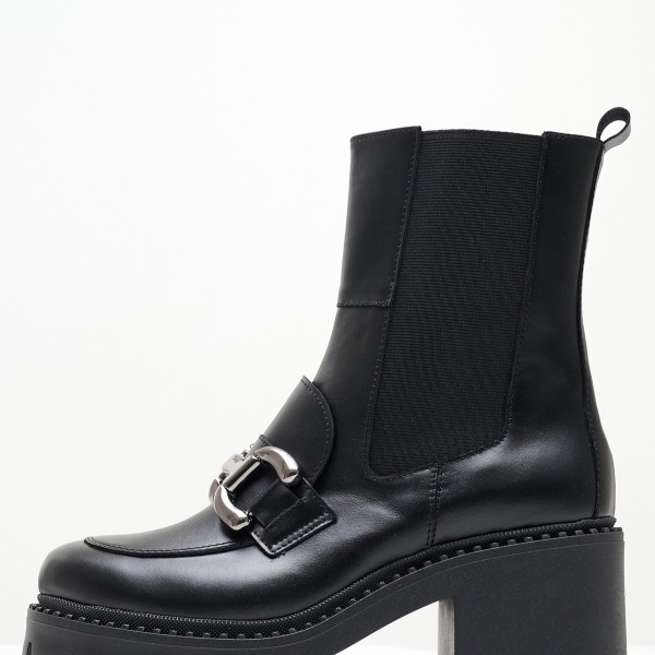 Designer deals boots 219